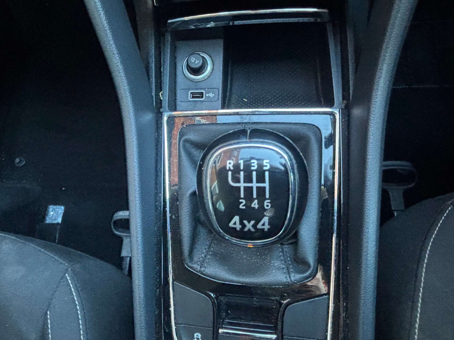 Used Skoda Karoq 2018 for sale - 77026748: Photo 30