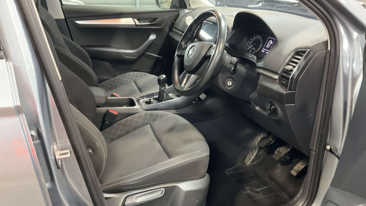 Used Skoda Karoq 2018 for sale - 77026748: Photo 9