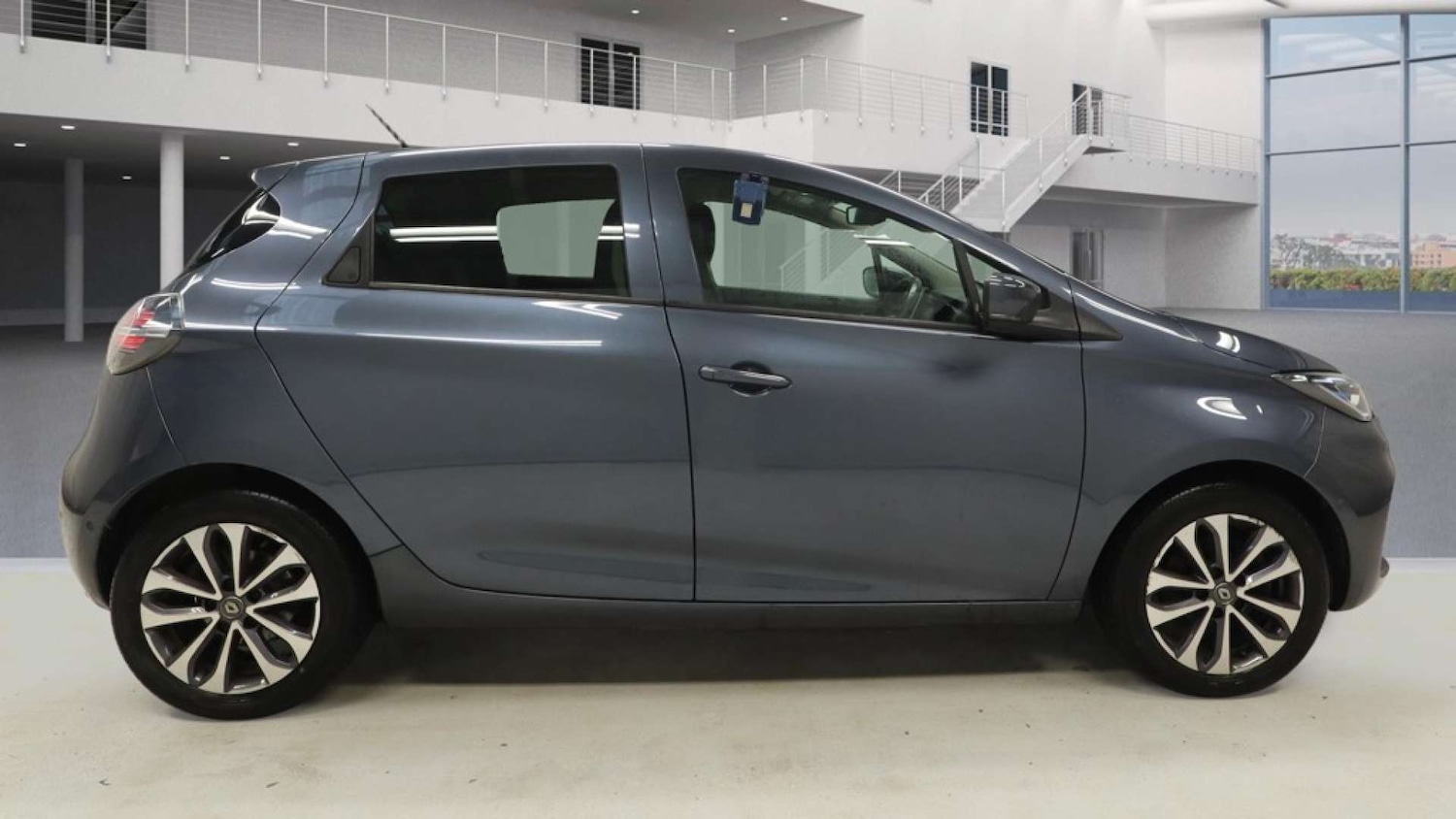 Used Renault Zoe 2021 for sale - 77061753: Photo 5