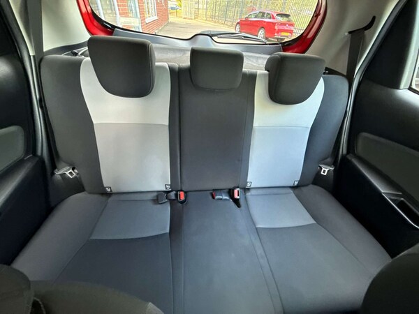 Used Toyota Yaris 2019 for sale - 76277765: Photo 21