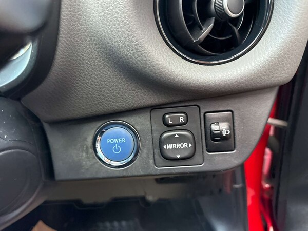 Used Toyota Yaris 2019 for sale - 76277765: Photo 23