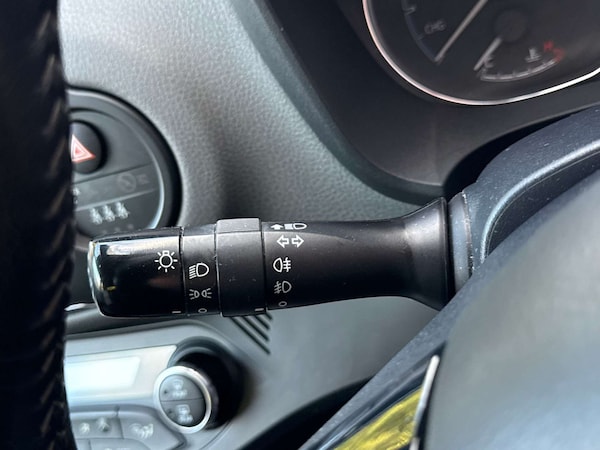 Used Toyota Yaris 2019 for sale - 76277765: Photo 26