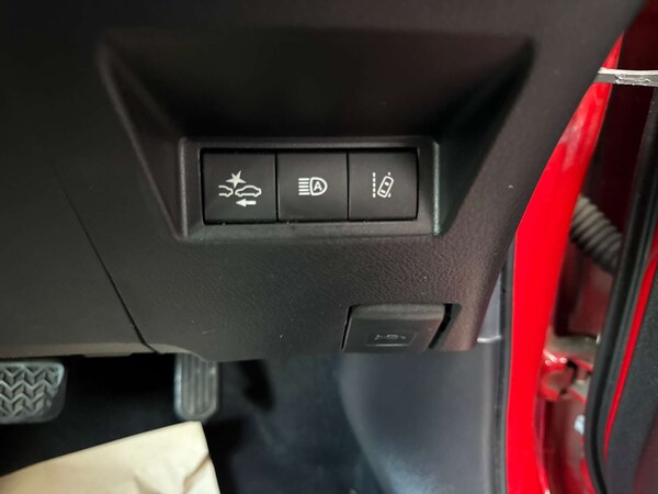 Used Toyota Yaris 2019 for sale - 76277765: Photo 34