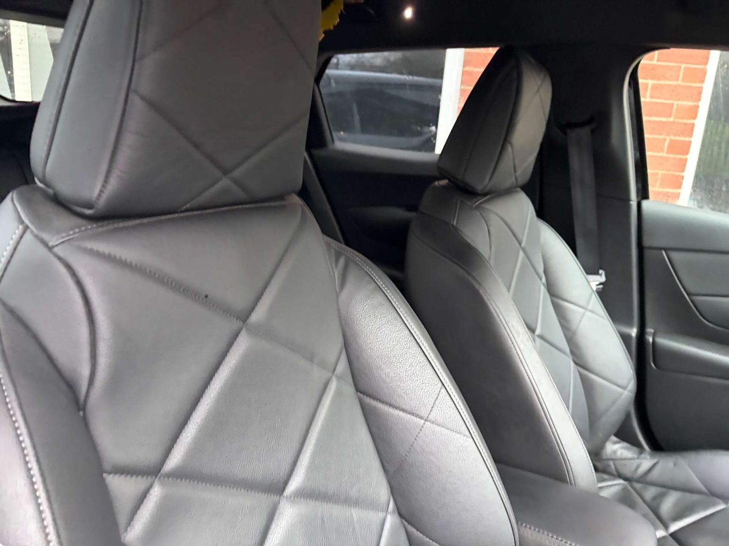 Used DS Automobiles DS 3 Crossback 2021 for sale - 76762542: Photo 12