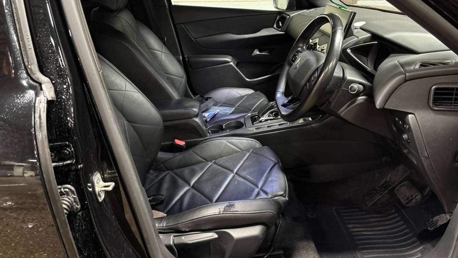 Used DS Automobiles DS 3 Crossback 2021 for sale - 76762542: Photo 7