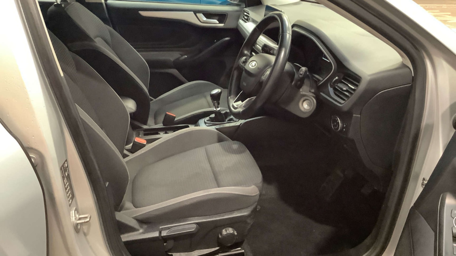 Used Ford Focus 2019 for sale - 76654105: Photo 9