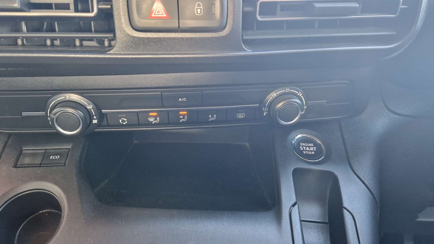 Used Vauxhall Combo Life 2020 for sale - 76911456: Photo 19