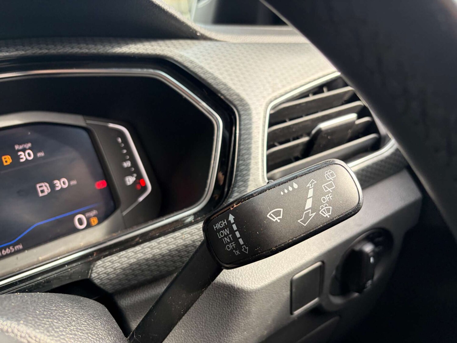 Used Volkswagen T-Cross 2022 for sale - 77584839: Photo 26