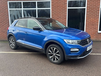 Used Volkswagen T-Roc 2020 for sale - 77170340: Photo