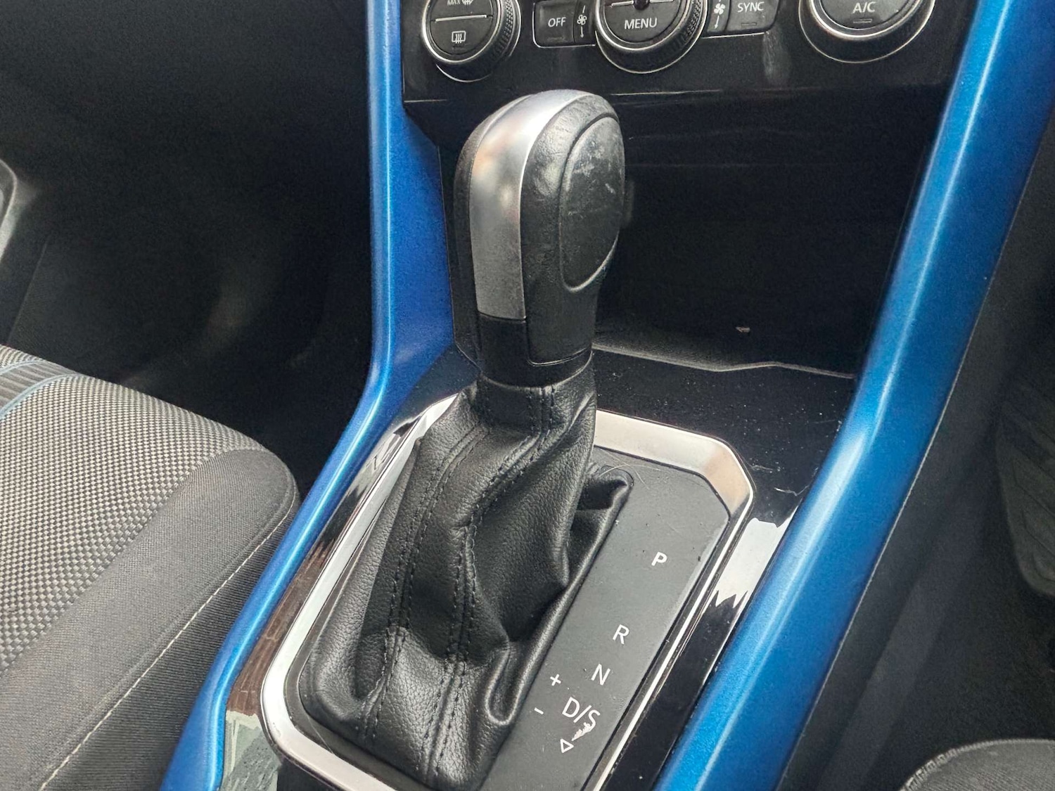 Used Volkswagen T-Roc 2020 for sale - 77170340: Photo 25