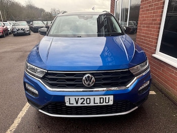 Used Volkswagen T-Roc 2020 for sale - 77170340: Photo