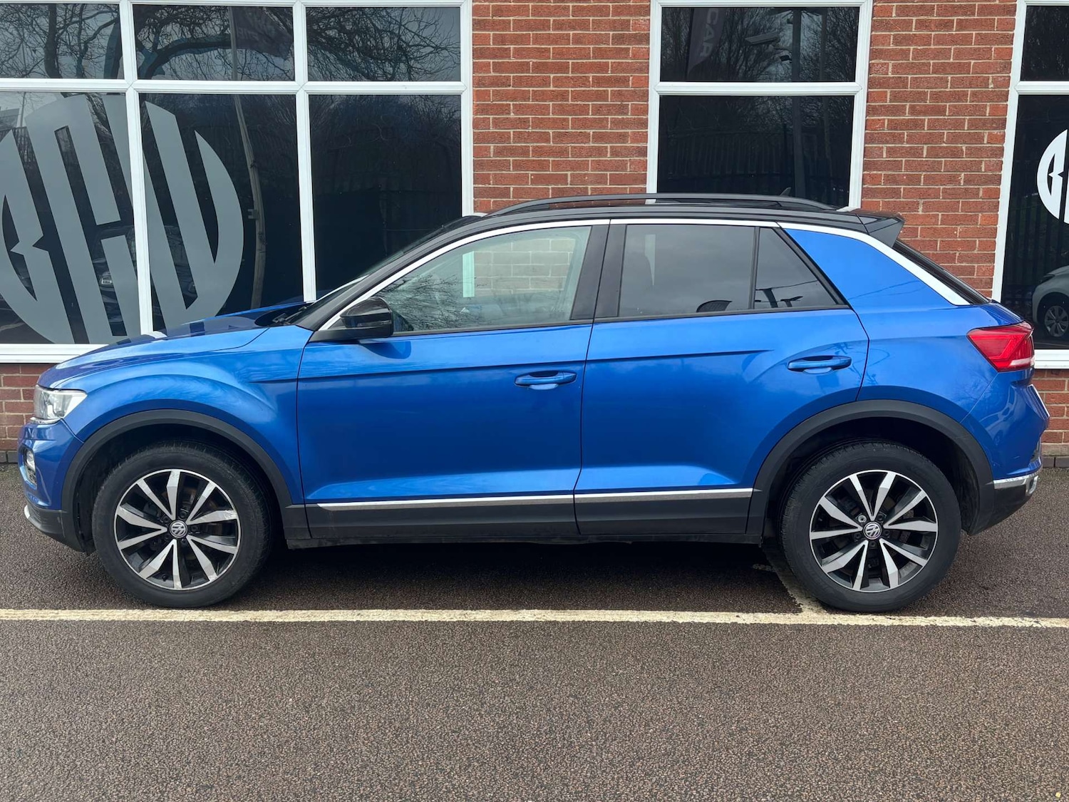 Used Volkswagen T-Roc 2020 for sale - 77170340: Photo 4