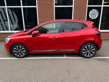 Used Renault Clio 2020 for sale - 75548997: Photo