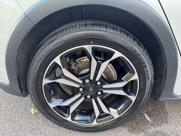 Used Ford Focus 2020 for sale - 74928445: Photo 45