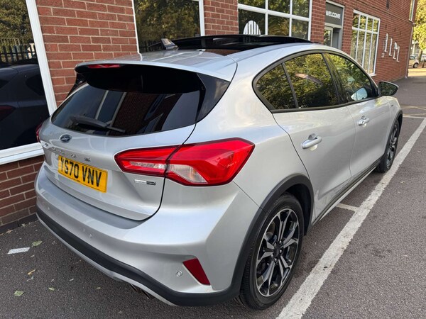 Used Ford Focus 2020 for sale - 74928445: Photo 8