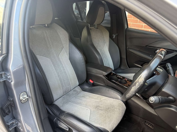 Used Peugeot 208 2021 for sale - 76197229: Photo 11