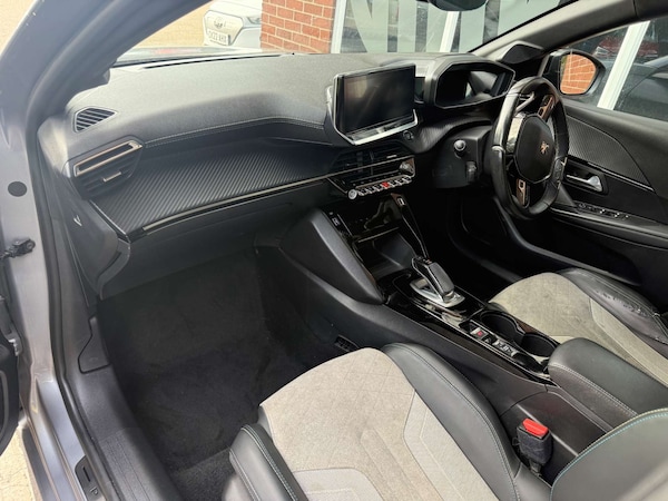 Used Peugeot 208 2021 for sale - 76197229: Photo 15