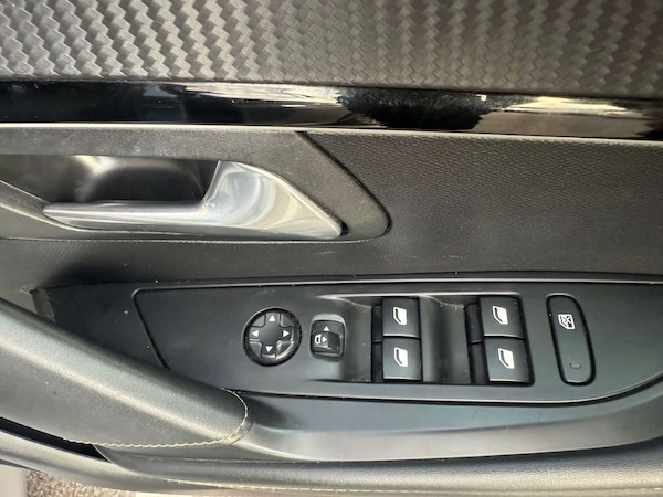 Used Peugeot 208 2021 for sale - 76197229: Photo 18