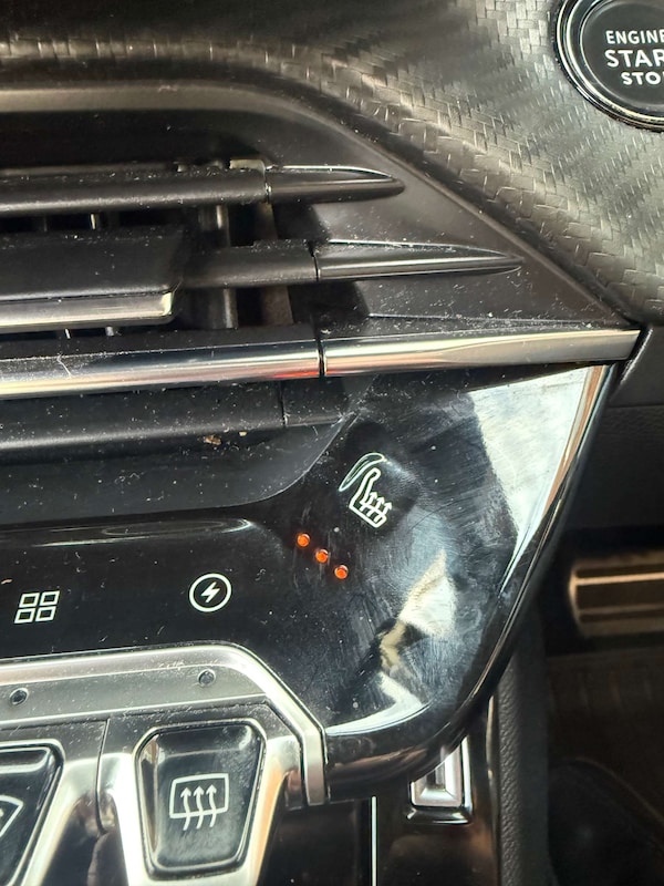 Used Peugeot 208 2021 for sale - 76197229: Photo 22