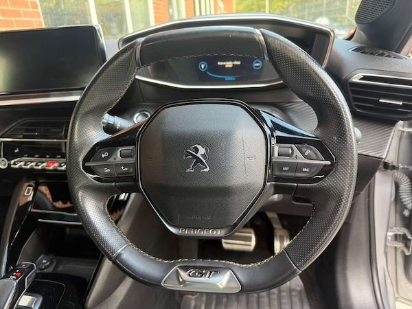 Used Peugeot 208 2021 for sale - 76197229: Photo 24