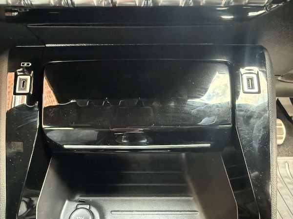 Used Peugeot 208 2021 for sale - 76197229: Photo 25