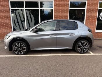 Used Peugeot 208 2021 for sale - 76197229: Photo 3