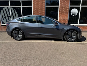Used Tesla Model 3 2020 for sale - 75398039: Photo