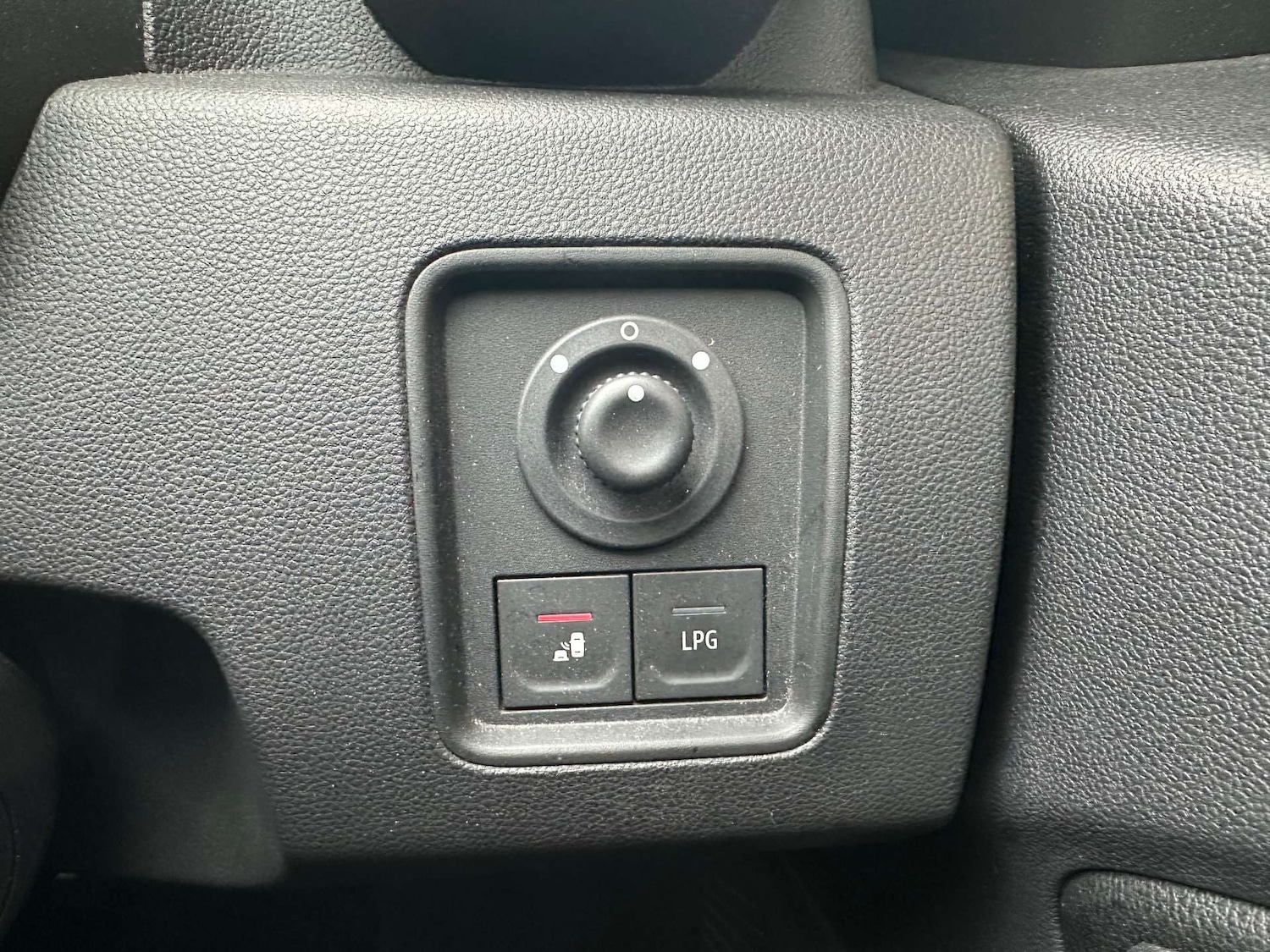 Used Dacia Duster 2023 for sale - 77504100: Photo 21