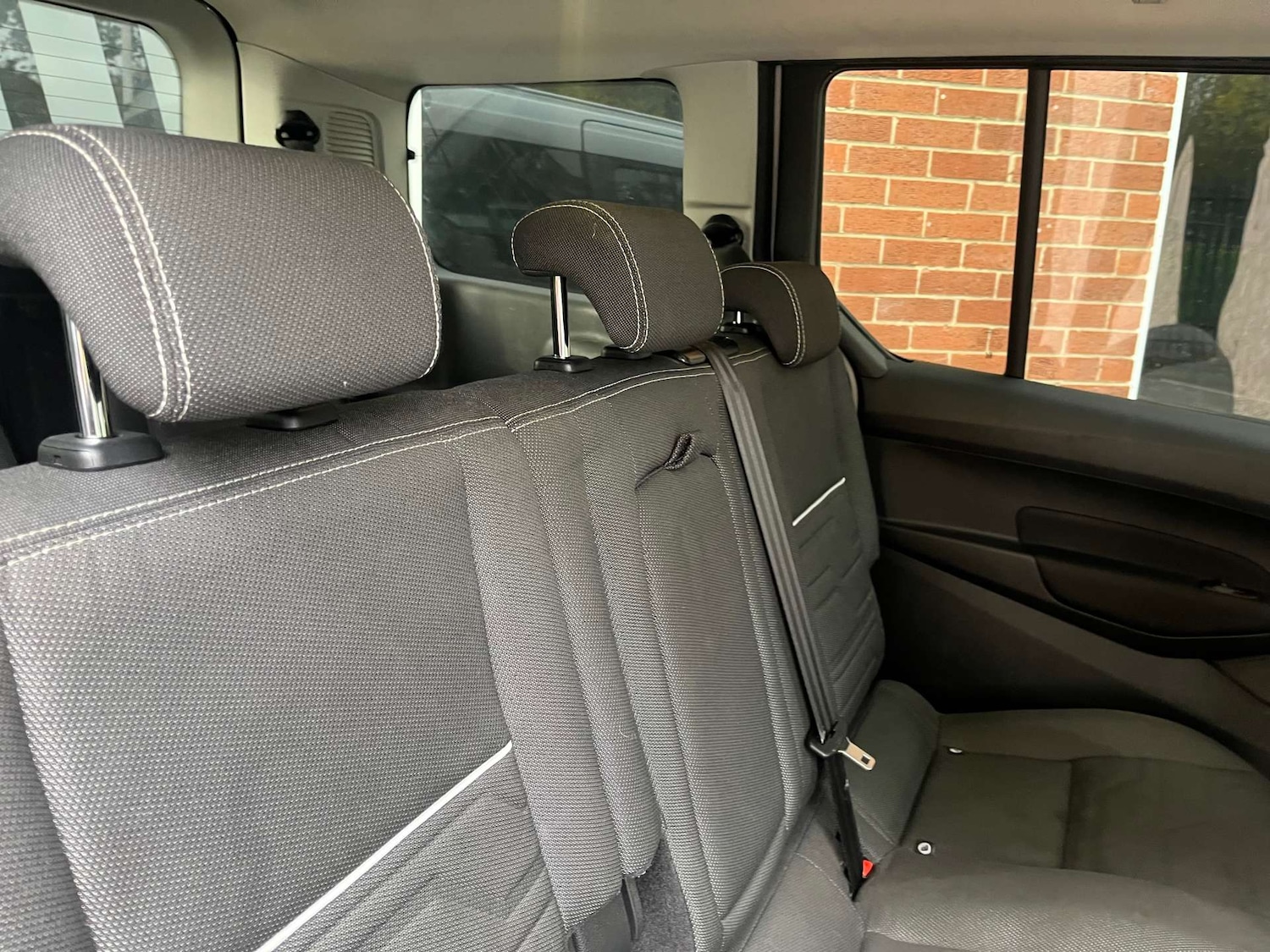 Used Ford Grand Tourneo Connect 2016 for sale - 76429360: Photo 13