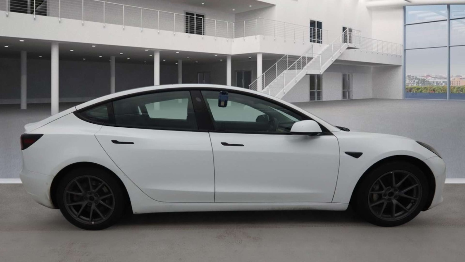 Used Tesla Model 3 2020 for sale - 77548530: Photo 5