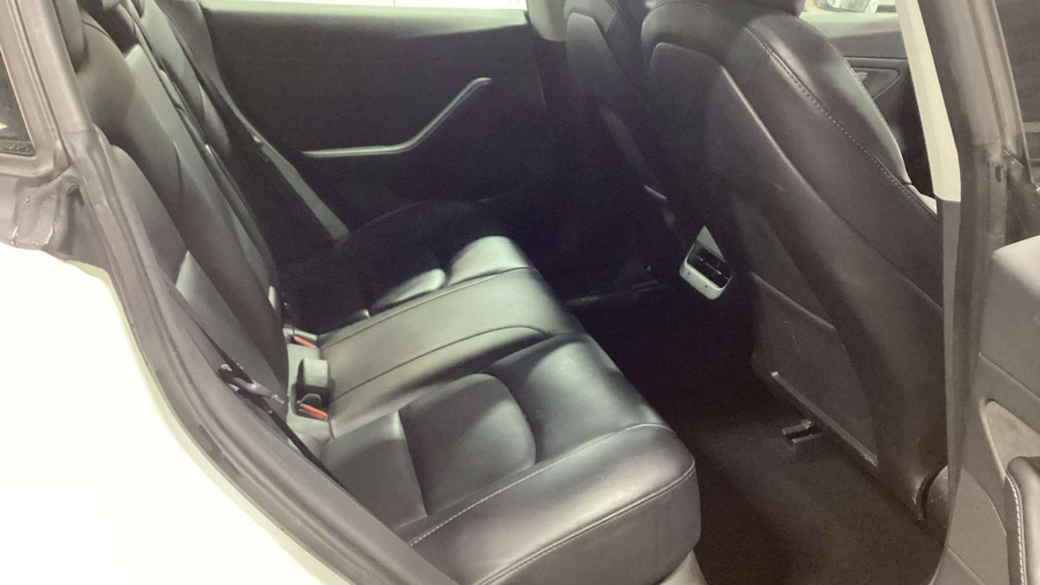 Used Tesla Model 3 2020 for sale - 77548530: Photo 8