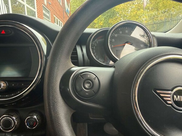 Used MINI Hatch 2019 for sale - 76277541: Photo 17