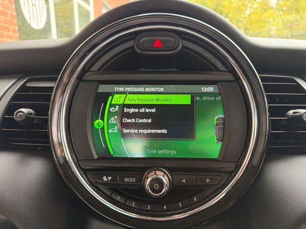 Used MINI Hatch 2019 for sale - 76277541: Photo 30