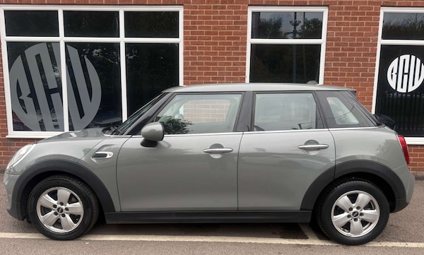 Used MINI Hatch 2019 for sale - 76277541: Photo 3