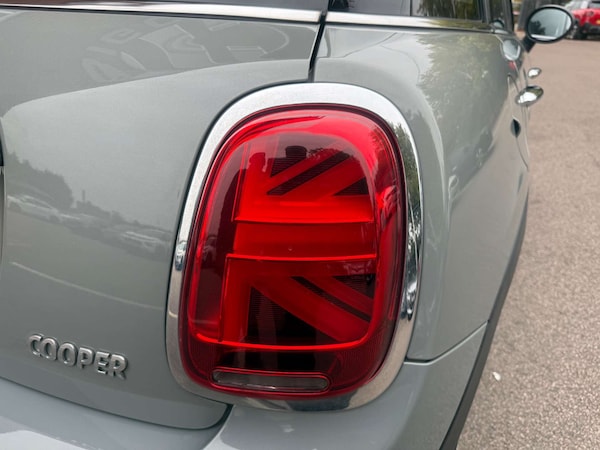 Used MINI Hatch 2019 for sale - 76277541: Photo 40