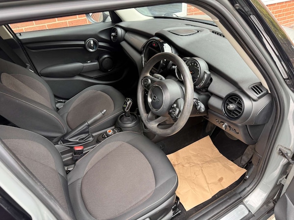 Used MINI Hatch 2019 for sale - 76277541: Photo 47