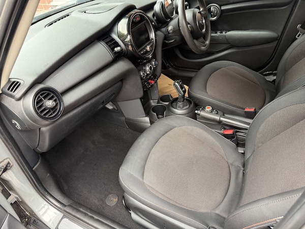 Used MINI Hatch 2019 for sale - 76277541: Photo 48