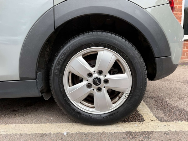 Used MINI Hatch 2019 for sale - 76277541: Photo 55