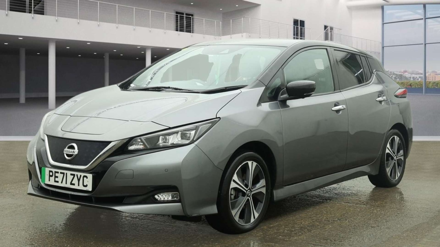 Used Nissan Leaf 2021 for sale - 77368244: Photo 2