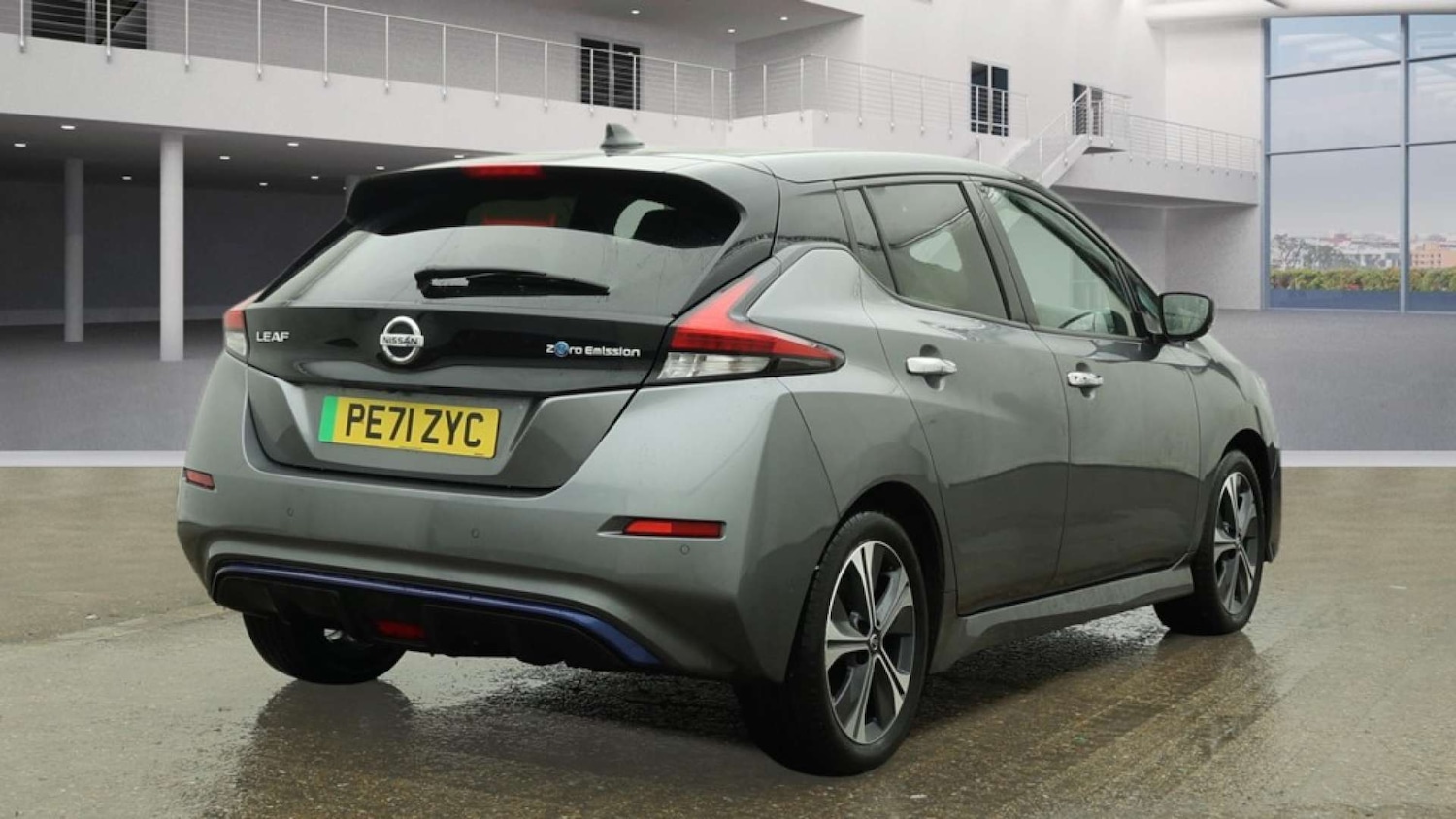 Used Nissan Leaf 2021 for sale - 77368244: Photo 4