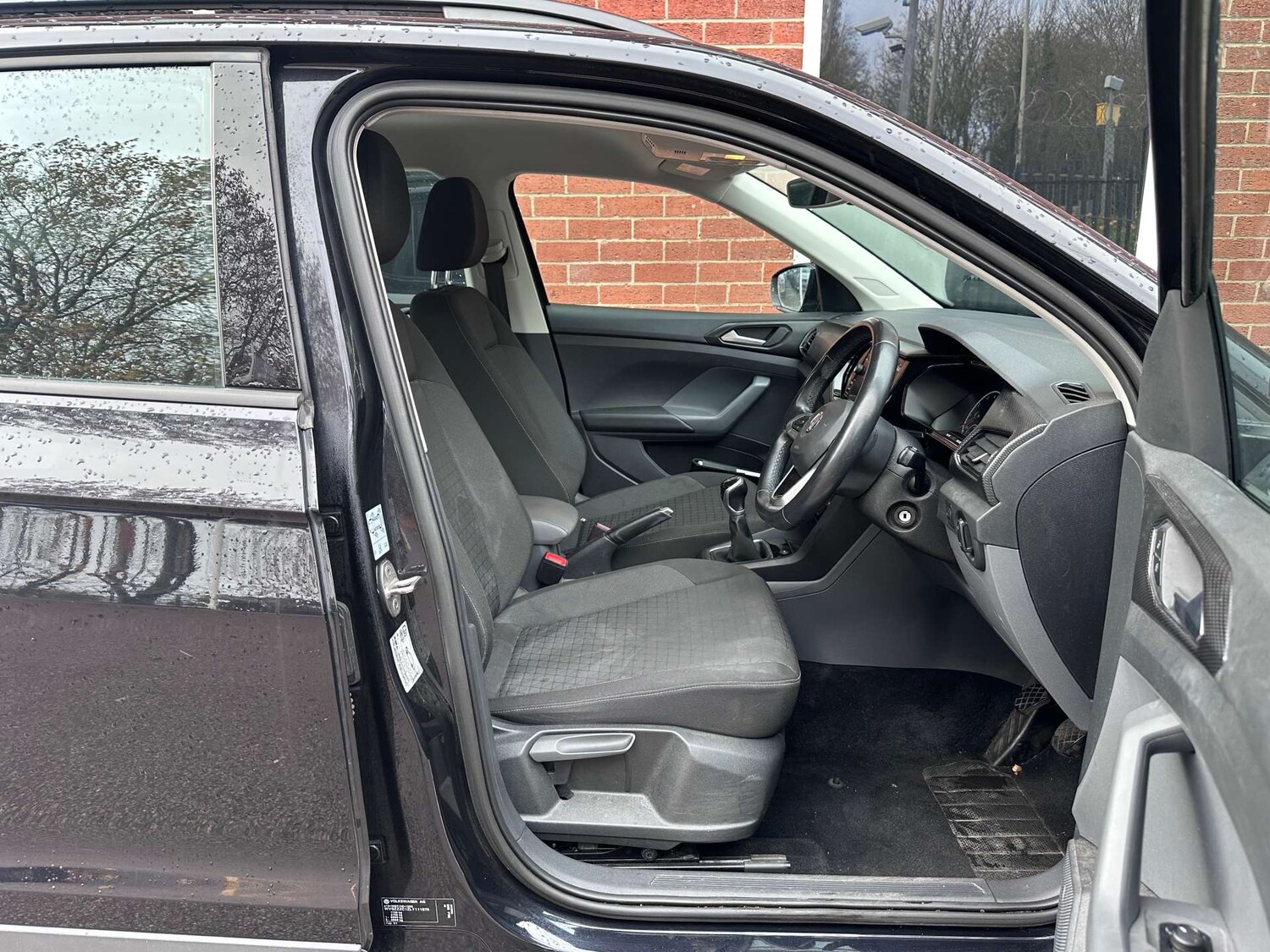 Used Volkswagen T-Cross 2020 for sale - 76429363: Photo 12