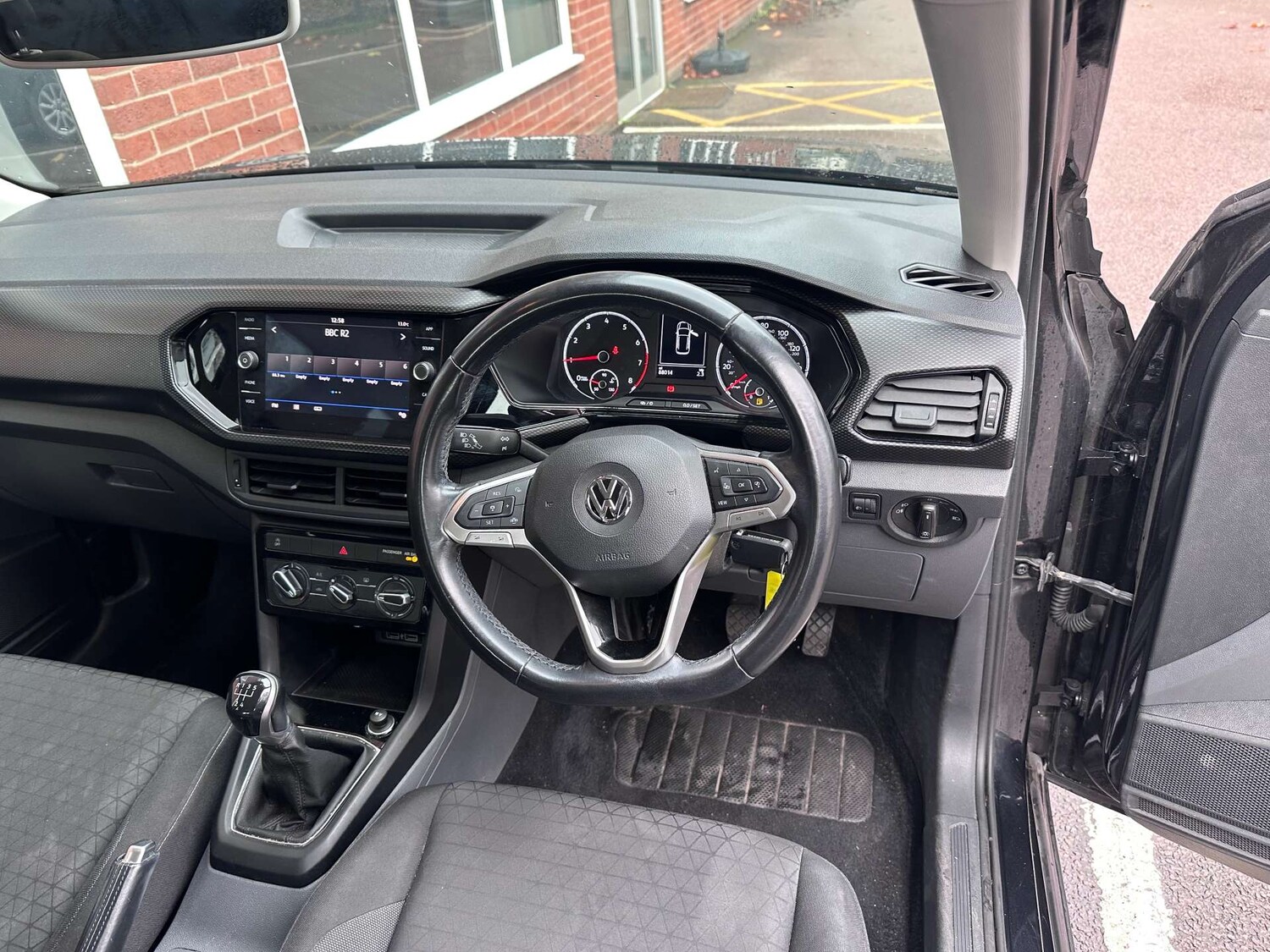 Used Volkswagen T-Cross 2020 for sale - 76429363: Photo 14