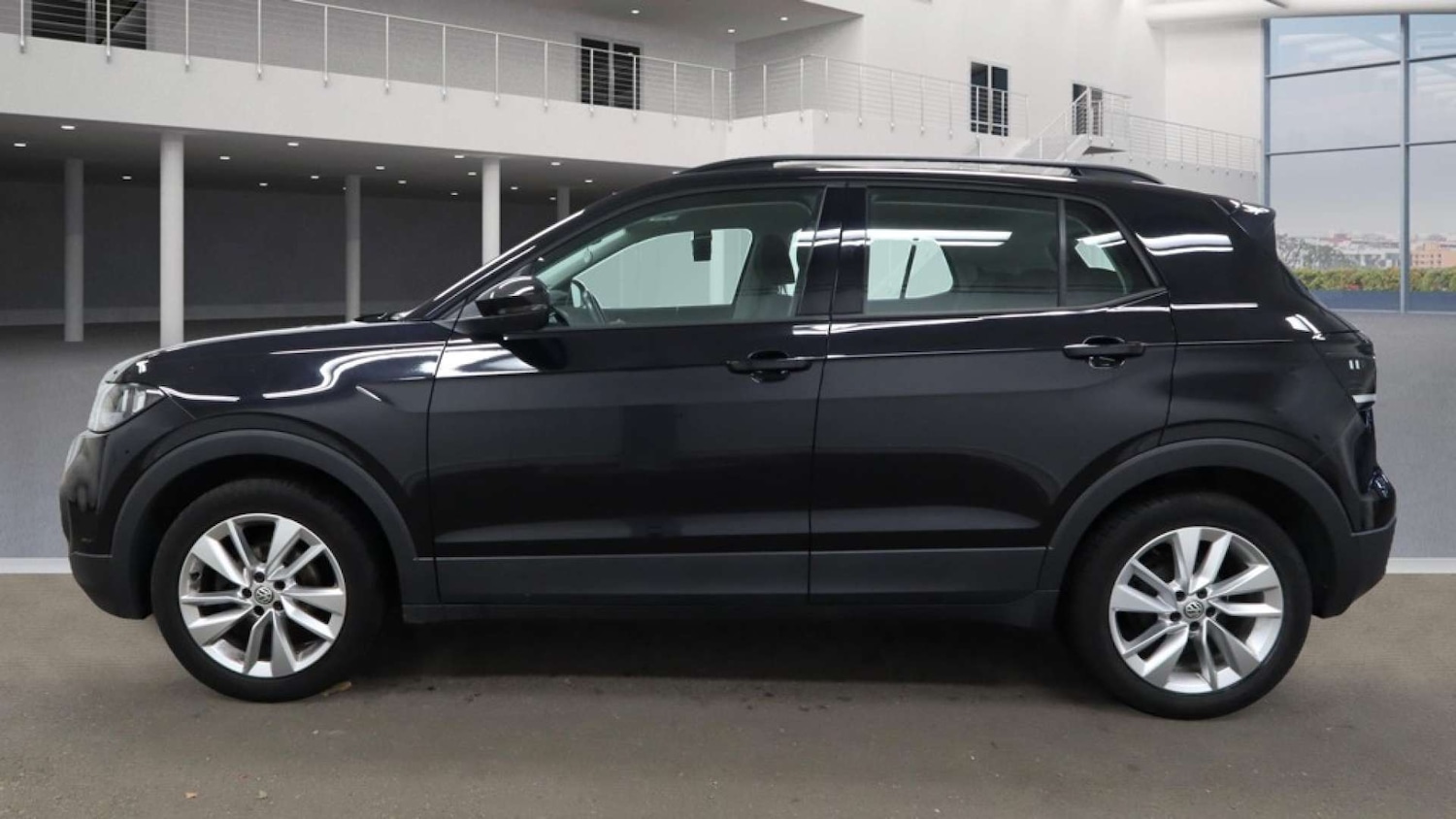 Used Volkswagen T-Cross 2020 for sale - 76429363: Photo 6