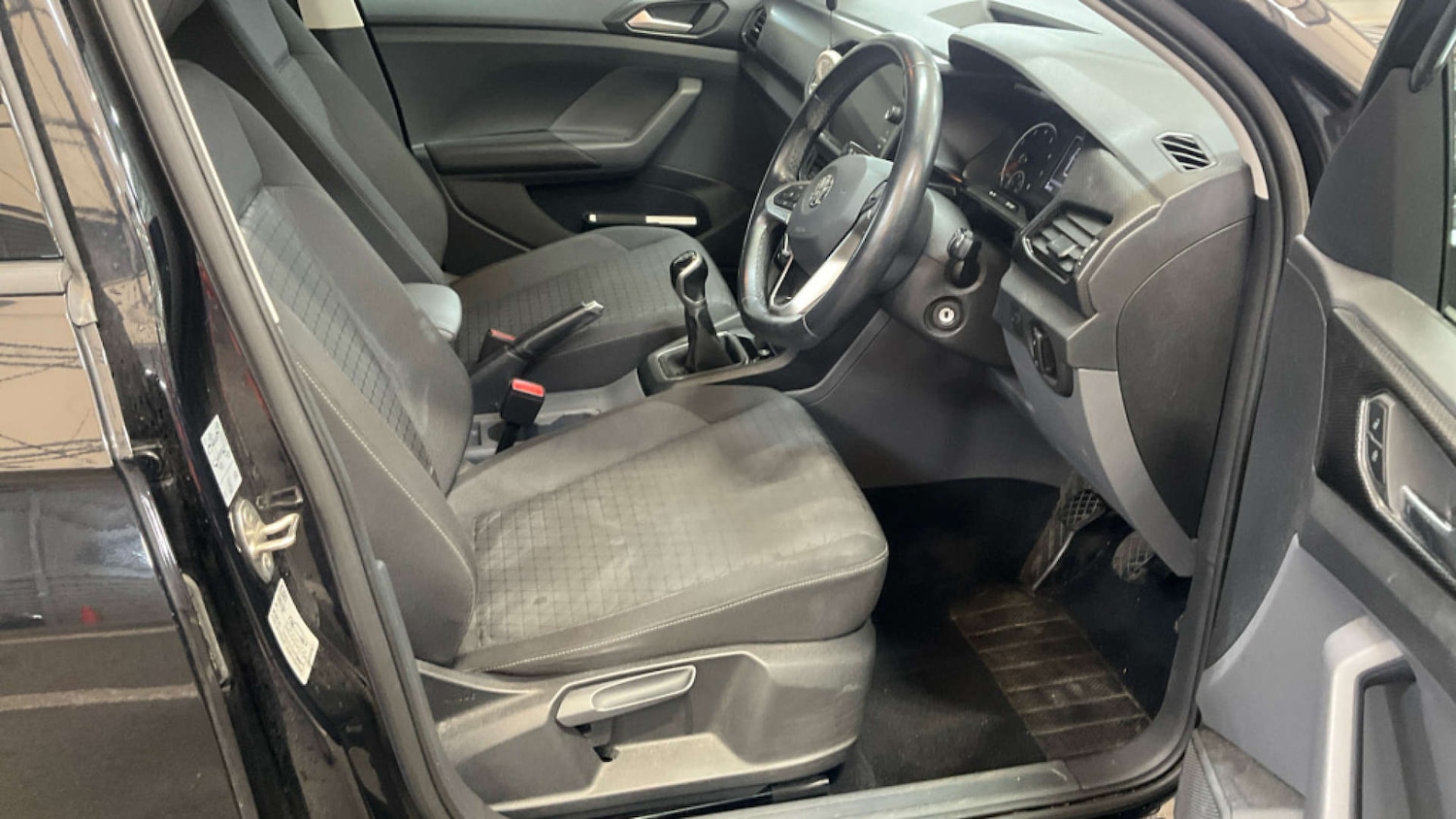 Used Volkswagen T-Cross 2020 for sale - 76429363: Photo 9