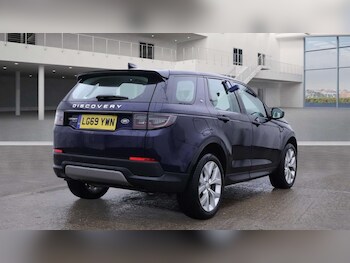 Used Land Rover Discovery Sport 2019 for sale - 77502032: Photo
