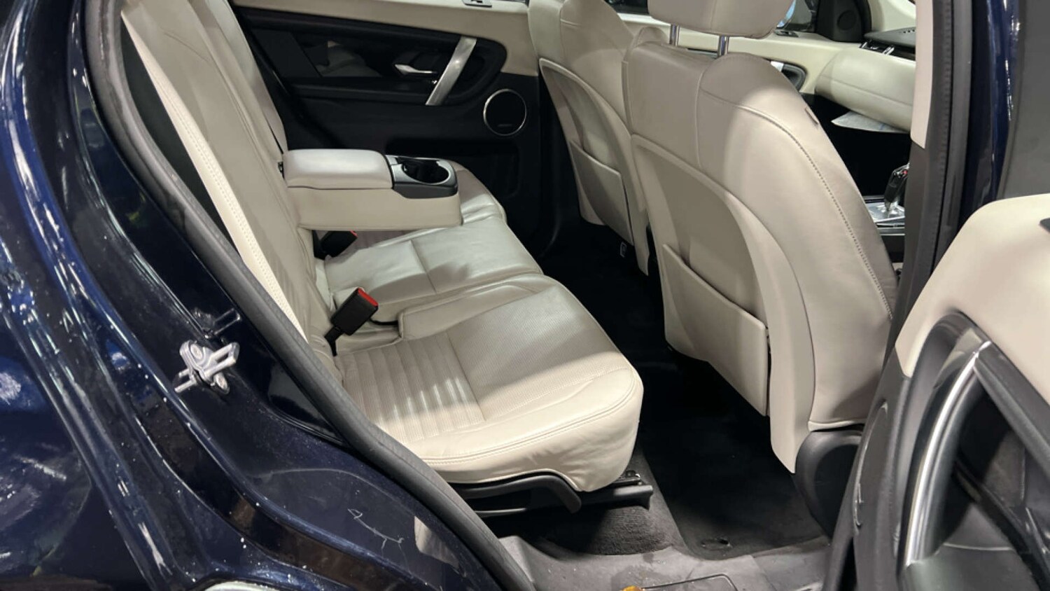 Used Land Rover Discovery Sport 2019 for sale - 77502032: Photo 8