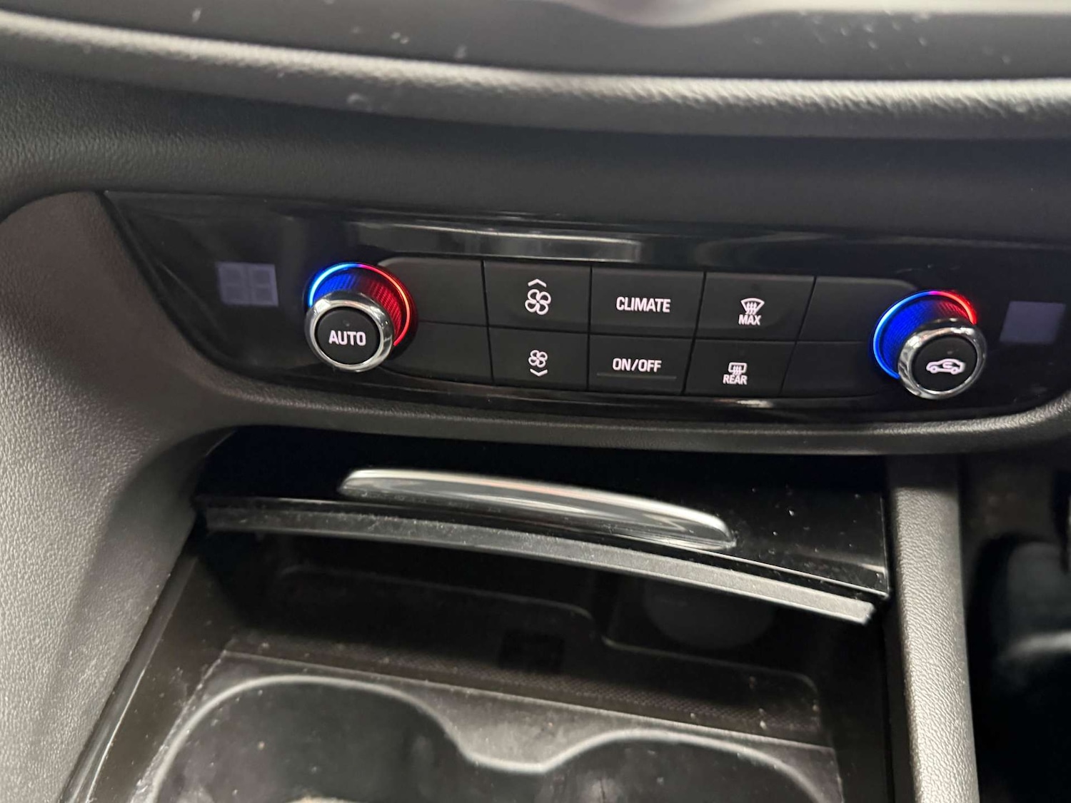 Used Vauxhall Insignia 2019 for sale - 77896413: Photo 11