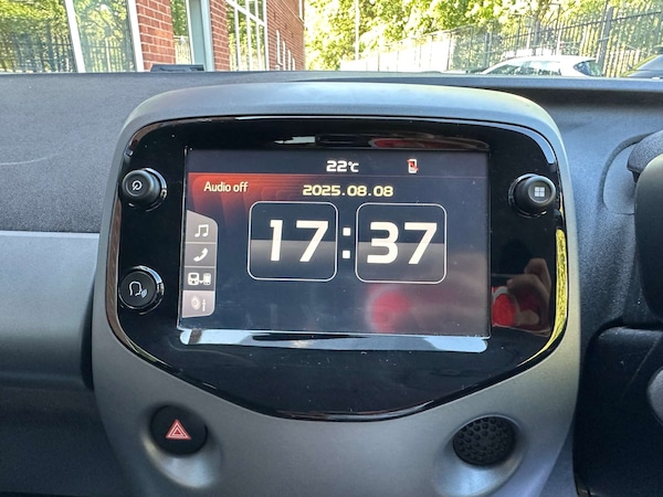 Used Toyota AYGO 2019 for sale - 75537650: Photo 27