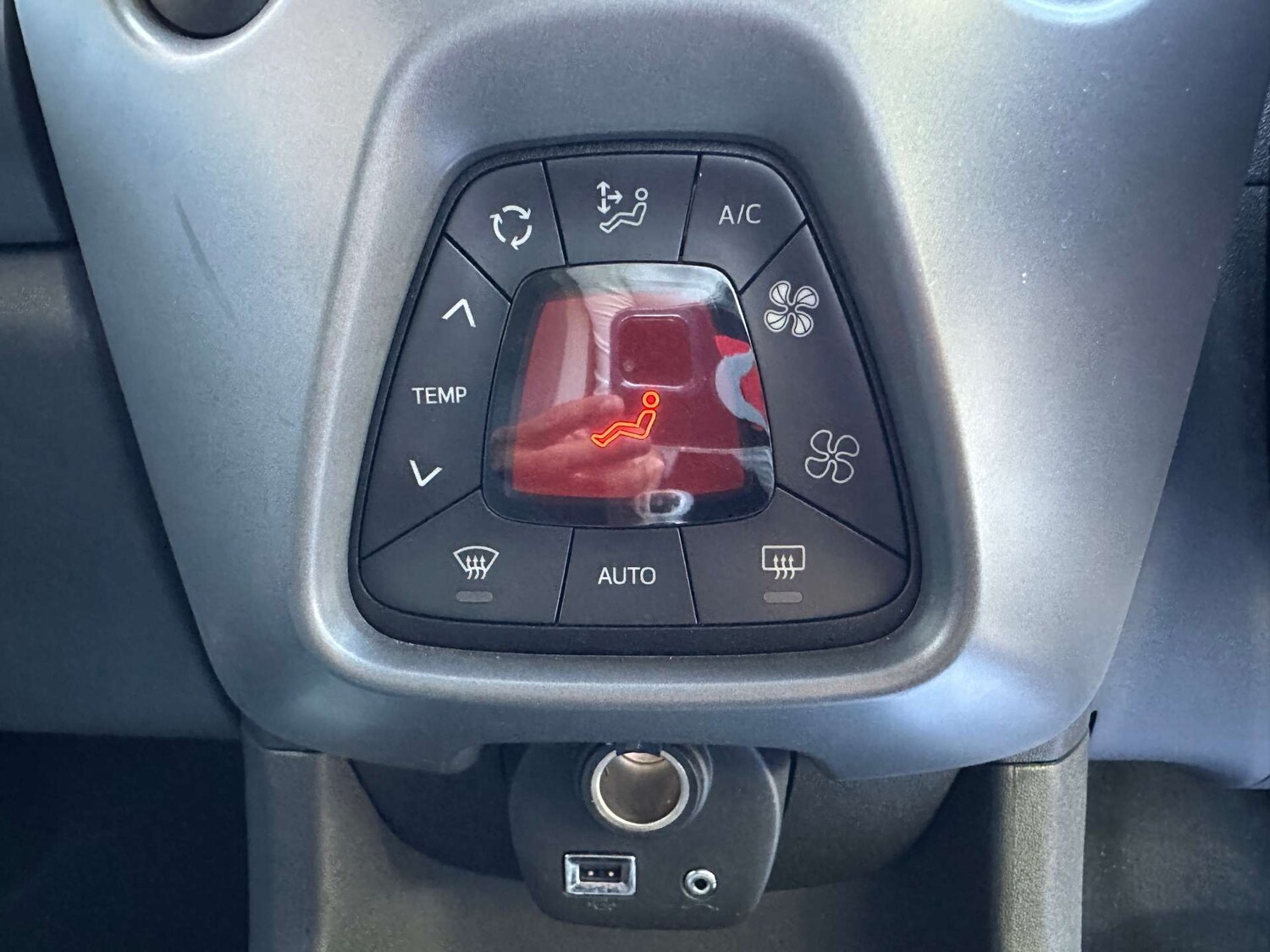 Vehicle 29