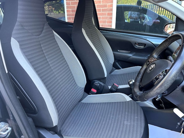 Used Toyota AYGO 2019 for sale - 75537650: Photo 31